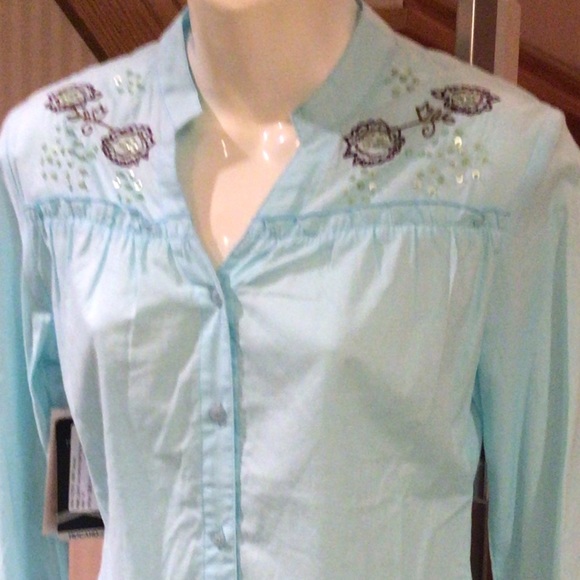 NWT long sleeve boho shirt with sequence and pearl design - Picture 2 of 6